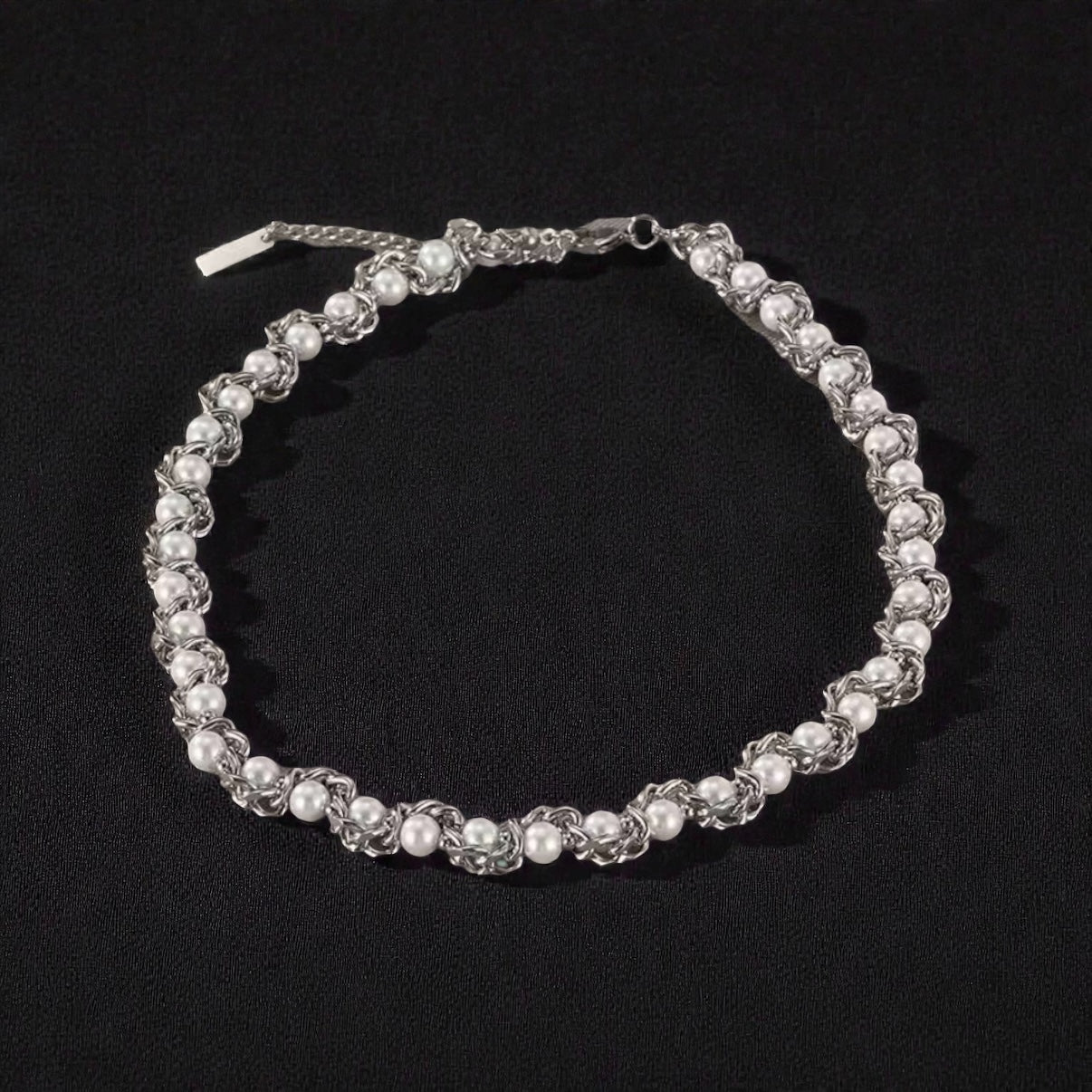 The Infinite Pearl Chain